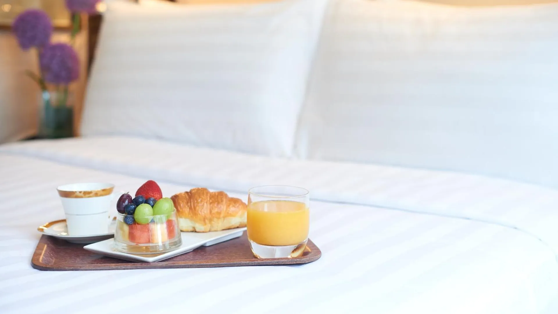 Dorsett Kwun Tong, Hong Kong Hotel 4*,  China